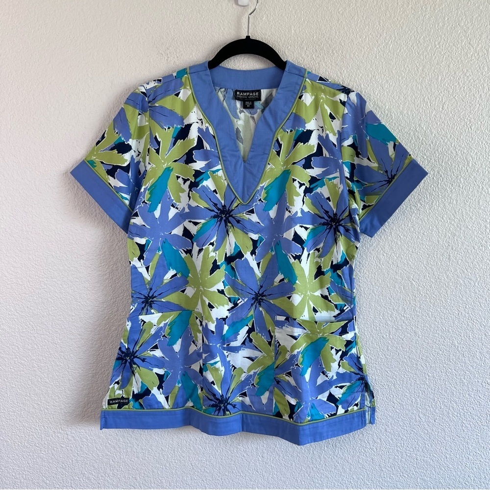 Rampage Medical Apparel Women’s Short Sleeve Scrub Top‎